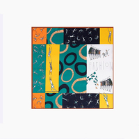 Tendance Petit 65*65cm carré Satin Soie Écharpe Coloré Imprimé Soies Bandana Mouchoirs En Soie