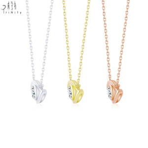 จี้เพชรเดี่ยวคุณภาพสูง ดีไซน์ทันสมัย ประดับเพชรแท้ ทองคำแท้ 18K สร้อยคอแบบโซ่คล้องไหปลาร้า - Product Image 4