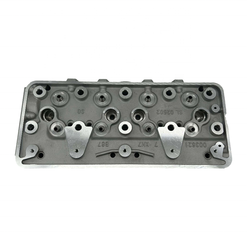 CYLINDER HEAD XC7 for Peugeot 404 504 505 1.8 Engines