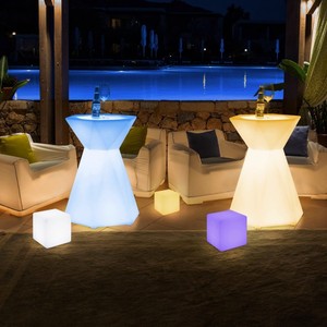 طاولة حديثة ورخيصة اللون متغيرة وقابلة لإعادة الشحن ومتوهجة للحفلات الليلية ، طاولة ليد - Product Image 2