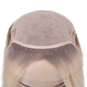 Nouvelle <span class=keywords><strong>perruque</strong></span> NewTimes Ombre Blonde en cheveux humains <span class=keywords><strong>avec</strong></span> base en soie, fermeture frontale en dentelle, style vague indienne, modèle vierge, numéro de référence Toupee - Product Image 5