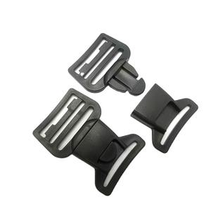 調整可能な黒プラスチック犬の猫の首輪安全離脱スナップリリース耐久性のあるランヤードストラップ特殊バッグパーツ & アクセサリー - Product Image 2
