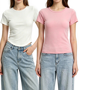 T-shirt à manches courtes col rond pour femme, couleur unie, coupe ajustée, tissu jersey 100% coton, respirant, décontracté, à porter au printemps et en été - Product Image 1