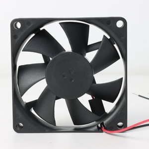 Ventilateur axial de refroidissement SUNON ME70151V1-000C-A99 électrique 70x70x15mm 12VDC 113mA 1.36W 3300RPM 27.0CFM à roulement à billes pour armoire et onduleur - Product Image 4