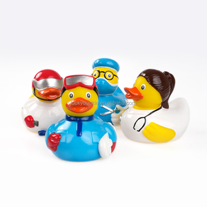 Regalo promocional 3 PULGADAS A granel amarillo goma patos vaquero Egipto plástico esquí PVC unicornio <span class=keywords><strong>flotador</strong></span> personalizado tiburón pato baño juguetes bebés - Product Image 2