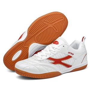 Zapatillas de tenis de mesa unisex blancas y rojas de malla, deportivas, con cordones, suela de goma antideslizante, transpirables, para uso en interiores de verano. - Product Image 1