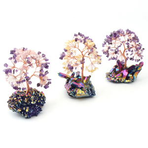 Belle vie naturel <span class=keywords><strong>arbre</strong></span> de pierres précieuses de noël <span class=keywords><strong>arbre</strong></span> porte-bonheur avec Base de <span class=keywords><strong>grappe</strong></span> de Quartz Aura en titane merveilleux cadeaux de décoration de la maison - Product Image 3