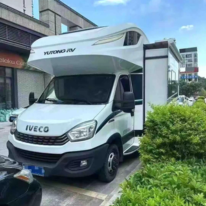 Camping-car avec transmission automatique, norme d'émission Euro VI, moteur diesel 3.0T, batterie embarquée de 10,5 kWh, panneau solaire de 600 W - Product Image 1