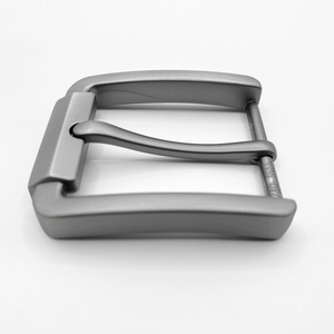 Nouvelles boucles de ceinture décontractées en alliage de zinc de style coréen pour hommes et femmes - Product Image 4