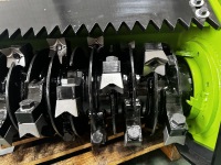 Débroussailleuse forestière haute performance montée sur excavatrice avec moteur hydraulique pour l'élimination des arbres et le défrichement des arbustes