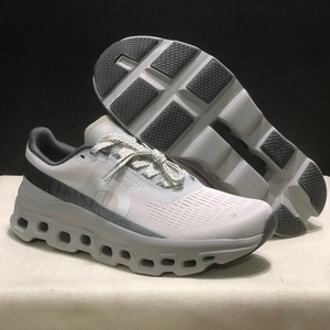 Scarpe On Cloudmonster Monster 1 Ammortizzanti, Traspiranti, Leggere per Corsa su Lunga Distanza e Casual per Uomo e Donna - Product Image 6