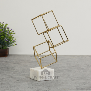 Mesa Decorativa de Latón Hecha a Mano y Mármol Natural de Alta Demanda para Decoración del Hogar con Calidad y Precio de Exportación - Product Image 1