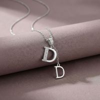 Collana alla Moda con Doppia Lettera D per Donne, Ciondolo in Rame e Zirconia, Girocollo Premium in Acciaio al Titanio