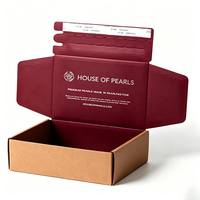 Boîtes d'expédition en carton ondulé recyclables Ching TA pour l'emballage de vêtements et d'accessoires avec logo personnalisé et impression en relief