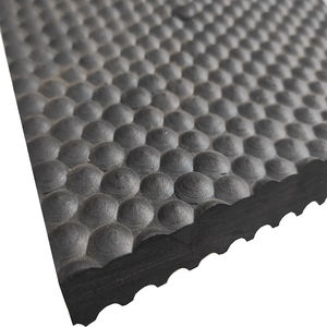 Tapis en caoutchouc à surface martelée de 2 mètres de large pour écuries, sols de clubs équestres, boxes de vaches, remorques à <span class=keywords><strong>chevaux</strong></span> et boxes de transport - Product Image 4