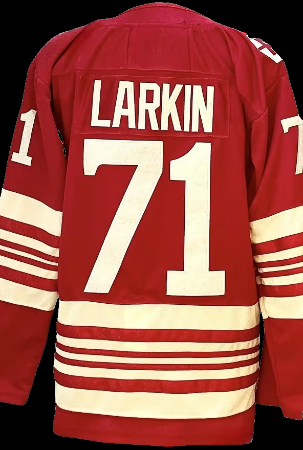 71 Larkin Red