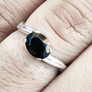 Anillo de piedras preciosas de ónix negro de Plata de Ley 925 hecho a mano indio Natural al por mayor - Product Image 1