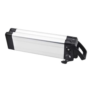 Paquete de Batería de Iones de Litio de 48V 15Ah para Portaequipajes Trasero de Bicicleta Eléctrica, Batería Recargable para E-bike con Pantalla LED BMS y Bloqueo con Llave - Product Image 6