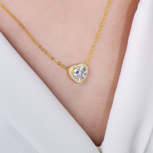 قلادة أنيقة لامعة بتصميم قلب حلو مرصعة بالزركون، سلسلة عنق على شكل حرف V لعيد الحب للنساء - Product Image 5