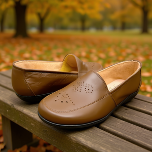 Mocassini da Donna Angelina in Vera Pelle, Punta Tonda, Slip-On, Scarpe Basse Formali, Autunno, Taglie Grandi - Product Image 2