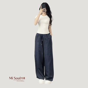 Women Regular Wide Leg Velvet Pants <b>Elastic</b> Waist Drawstring <b>Lace</b> Yarn Dyed Casual Knee Length Breathable Fabric OEM - Product Image 5