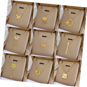 Collar Minimalista de Acero Inoxidable Bañado en Oro de 18K con Dije de Concha, Mariposa y Corazón para Mujer y Hombre, Gargantilla de Joyería - Product Image 1