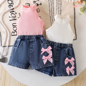 Top estivo a costine rosa e bianco con laccetti da ragazza + <span class=keywords><strong>pantaloncini</strong></span> in denim con fiocco dolce in cotone per bambini - Product Image 1