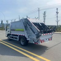 Camion compacteur de déchets JAC 4x2 140 CV 5,8 m³ avec chargement arrière pour la collecte des déchets sanitaires à vendre