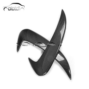 คาร์บอนไฟเบอร์ ช่องระบายอากาศด้านข้าง คานาร์ด ลิปสปลิตเตอร์กันชนหลัง สำหรับรถยนต์เมอร์เซเดสเบนซ์ W205 C-Class C300 C43 C63 - Product Image 4