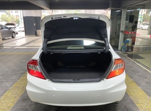 Gebruikte auto's 2013 voor Honda Civic 1.8L Sedan Handgeschakeld Benzine Linksgestuurd Compact Tweedehands Auto Goedkope Auto Lage Prijs - Product Image 4