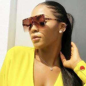 Nouveautés 2020, lunettes de soleil unisexes colorées à la mode, lunettes de soleil carrées surdimensionnées UV400 - Product Image 1