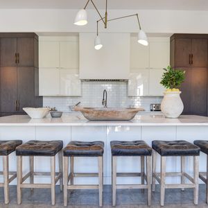 Aisdecor tùy chỉnh thiết kế ẩm thực gỗ trắng lưu trữ nhà bếp tủ đồ nội thất với đảo gỗ cho biệt thự nhà - Product Image 4