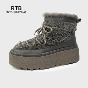 Cómodas botas de nieve de lana gruesa con suelas de goma antideslizantes Botas de senderismo al aire libre de invierno de piel de vaca impermeables Botas de piel - Product Image 1