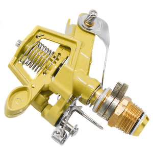 Aspersor de Brazo Oscilante Ajustable de Aleación de Zinc de 1/2" y 3/4" con Estaca para Suelo, Boquilla de Riego Giratoria 360° para Jardín y Césped - Product Image 3