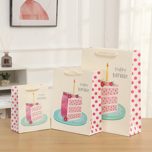 Borse Regalo Personalizzate Ecologiche Grandi e Riutilizzabili in Cartone Kraft di Lusso per Abbigliamento e Scarpe con Diversi <span class=keywords><strong>Motivi</strong></span> <span class=keywords><strong>Rosa</strong></span> e Bianchi - Product Image 4