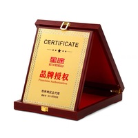 Trophées en bois vierge laser imprimés sur mesure OEM Trophées en bois Trophée de récompense bouclier en bois personnalisé