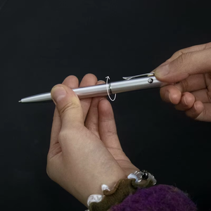 रचनात्मक uv बॉल पेन ने गुप्त संदेश गेम और विशेष अवसरों के लिए पेन टॉप अदृश्य जादू की स्याही पेन पर उव प्रकाश का नेतृत्व किया - Product Image 2