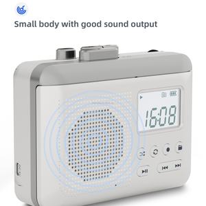 Reproductor de Música de Casete Vintage Más Popular del 2025 con Pantalla LCD, Reproducción de Casete y Funciones de Grabación de Voz Externa a Tarjeta TF - Product Image 4