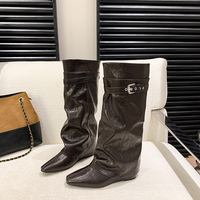 Damen Spitze Overknee-Stiefel aus Kunstleder Lässige Hohe Stiefel mit Verstellbarem Schnallenriemen Flacher Absatz Vintage Damen Langstiefel