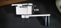 Offre Spéciale porte-vêtements Shaker à main manivelle ascenseur cintre accessoires en alliage d'aluminium remplacement facile pour porte-vêtements