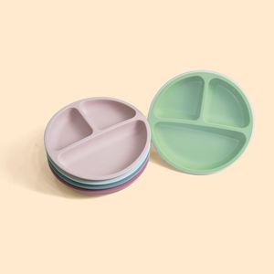 Assiette repas divisée en silicone souple Es-Pro, la plus vendue, sans BPA, de qualité alimentaire, sûre, avec 4 ventouses - Product Image 1