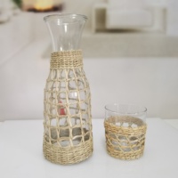 Vente en gros de cruche et verres d'eau potable de luxe en jonc de mer ensemble bouilloire à jus et verres faits à la main avec logo personnalisé