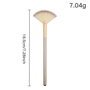 Brocha de Maquillaje para Iluminar, Fibra de Nylon, Mango de Madera, Color Dorado Champán, Brocha para Iluminador Facial, Brocha de Salón de Belleza - Product Image 5