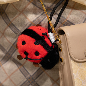 Nuova farfalla coccinella peluche con cerchio ricamato borsa portatile ciondolo giocattolo per alleviare lo Stress - Product Image 6