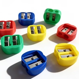 Taille-crayon double trou en forme de pomme, design le plus populaire 2026, taille-crayon mini briquet mignon pour cadeaux d'enfants - Product Image 4