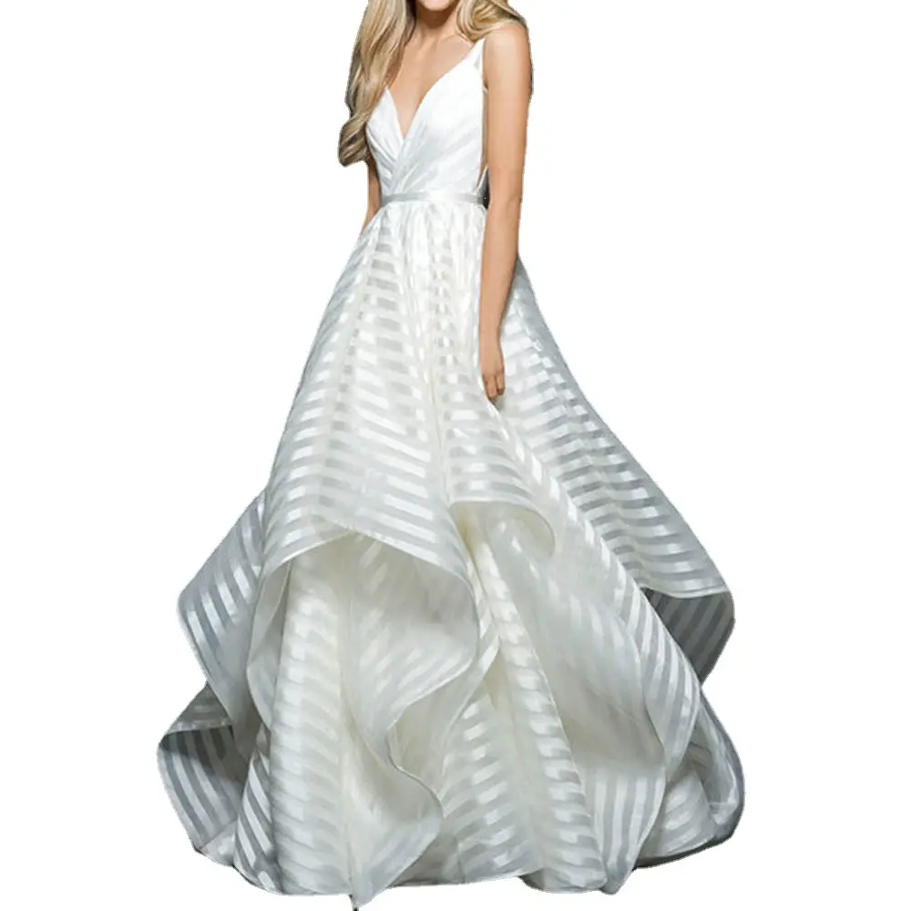 2023 Open Back Lace Dress Small Trail Beautiful Light Luxury White Wedding Dress