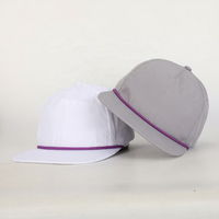 Casquette Snapback Unisexe 5 Panneaux en Polyester avec Logo Brodé Personnalisé, Bord Plat et Écusson Tissé de Haute Qualité – Vente en Gros
