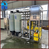 Système d'osmose inverse industriel automatique 2000 LPH à prix d'usine, installation RO en acier inoxydable pour la purification de l'eau potable