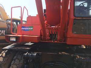 Excavatrice sur pneus Doosan DX150WD d'occasion, 90% neuve, d'origine Corée du Sud, modèle DH150W, à vendre en seconde main - Product Image 3