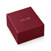 Boîte à bijoux magnétique de luxe personnalisée avec doublure en éponge et impression offset, boîte cadeau rigide pour boucles d'oreilles, bagues, colliers, vente en gros